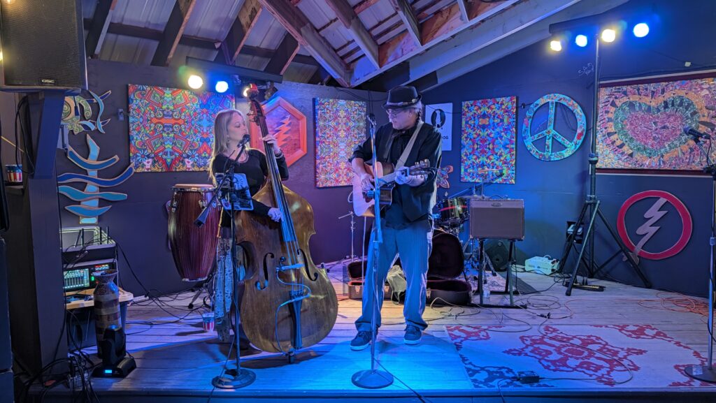 Wagon Roots at White Dog in Green Bay